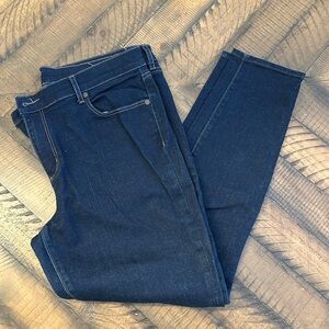 NWOT LOFT Modern Skinny Ankle Jean - Size 12